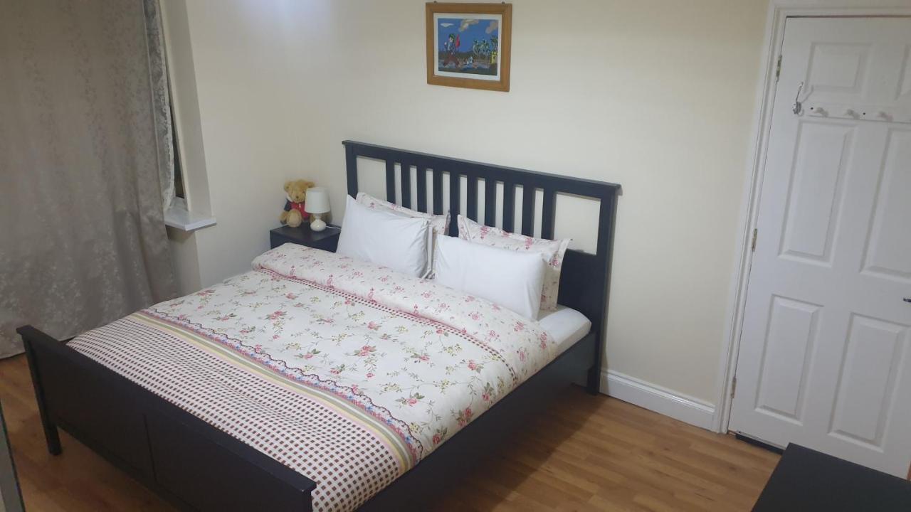 Guess Bungalow Wembley Apartment London Ngoại thất bức ảnh