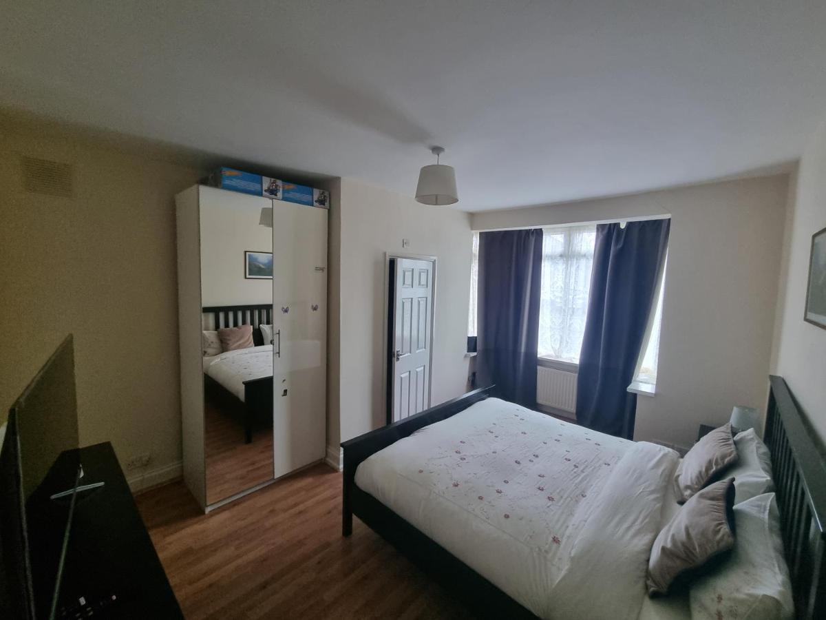 Guess Bungalow Wembley Apartment London Ngoại thất bức ảnh